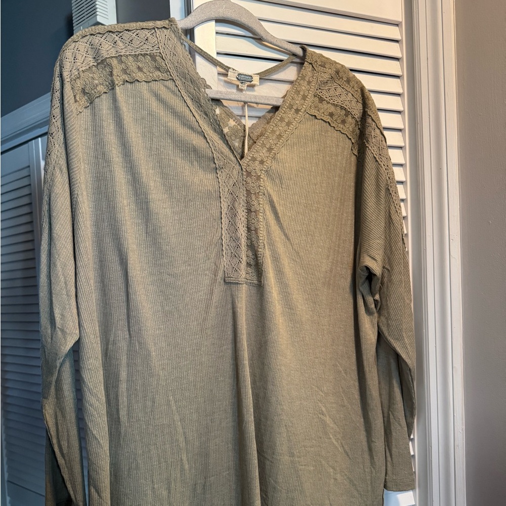 Buckle Lace Detail Top